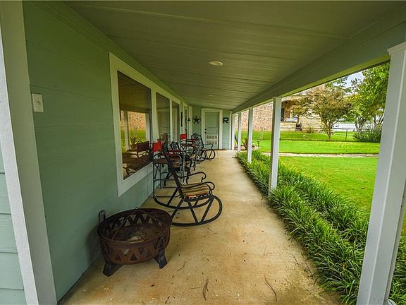 4th image of 1704 Richard Ct