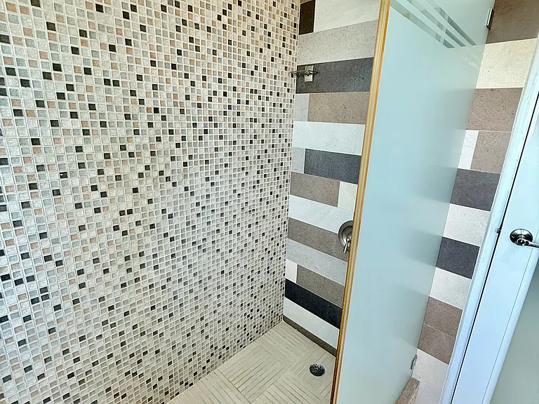 7063 Playa Serena 1005 S — Photo 37