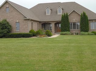 1832 Quail Hollow Rd, Steward, IL 60553