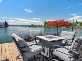 429 N Bridgeton Rd Slip 15, Portland, OR 97217