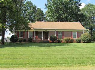 102 White Oak Dr, South Boston, VA 24592