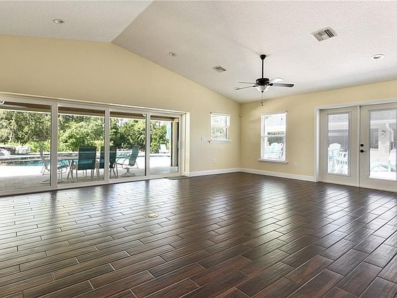 4th image of 5170 Thompkins Dr