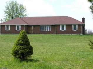 6 Joe Ent Rd, Flemington, NJ 08822