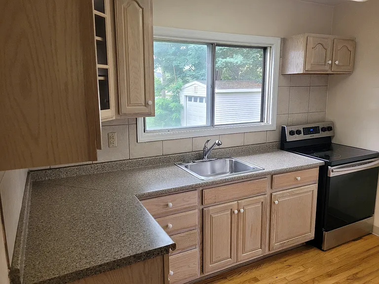 436 New Scotland Ave #1 — Photo 14