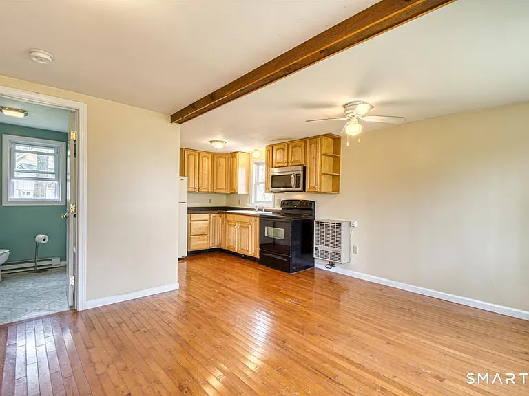 20 Lake View Ave — Photo 13