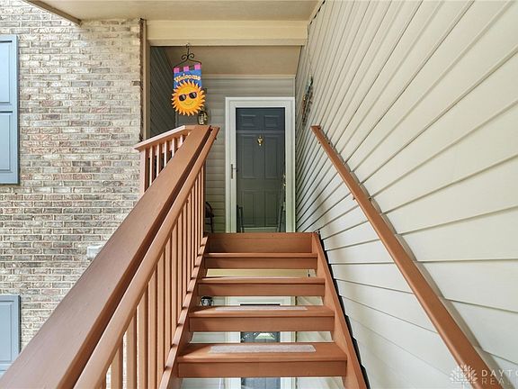 2nd image of 518 Waterfront Pl