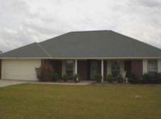 402 Lancaster Loop, Hinesville, GA 31313