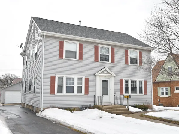 716 2nd Ave, West Bend, WI 53095