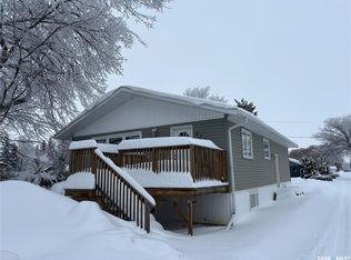 222 1st St NE, Wadena, SK S0A4J0