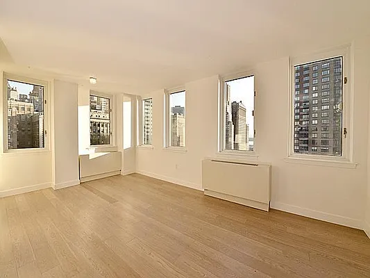 Rented by Battery Park Realty | media 14