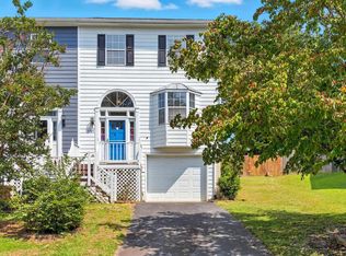 2328 Austin Dr, Charlottesville, VA 22911