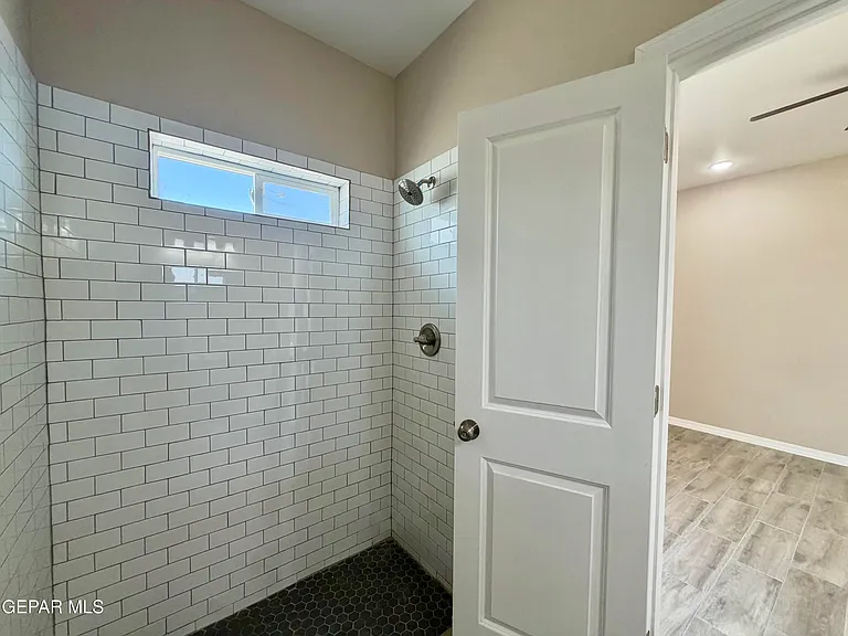 125 Palma Dr #1 — Photo 19