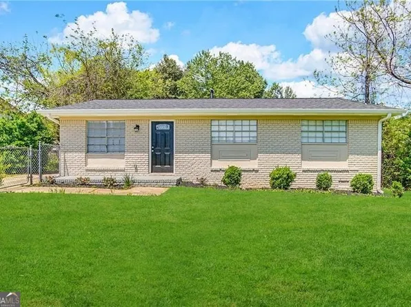 1465 Holcomb Ave, East Pt, GA 30344