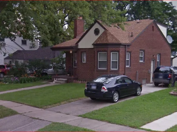 6732 Rockdale St, Dearborn Heights, MI 48127