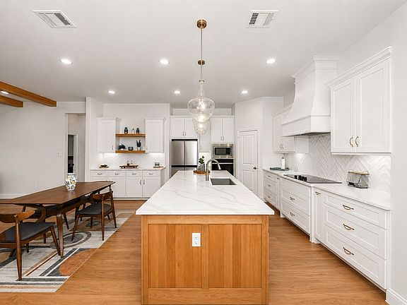 5th image of 3904 Felicity Ln