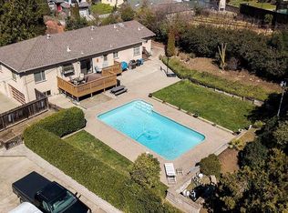 18750 Walnut Rd, Castro Valley, CA 94546