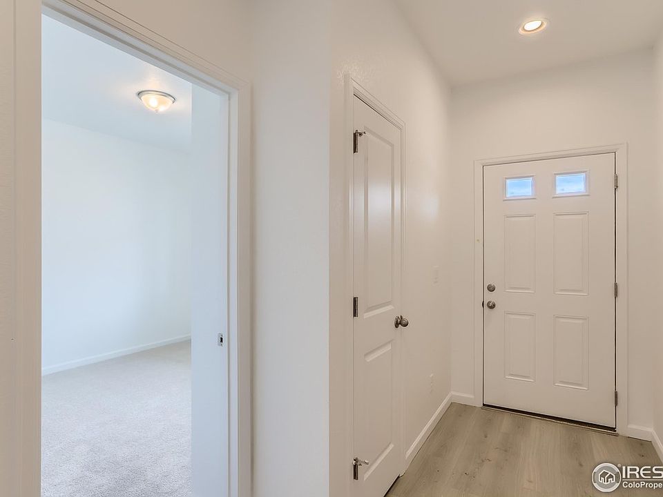 1st image of 2444 Cottongrass Ave