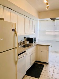 18011 Biscayne Blvd APT 1604, Aventura, FL, 33160
