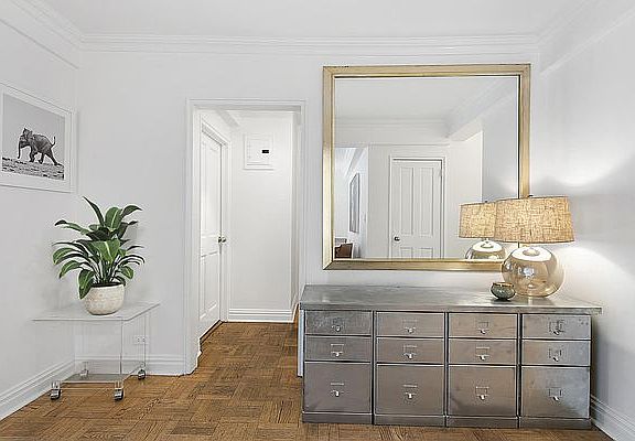 3rd image of 135 E 54th St APT 7G