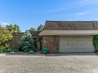 24 Lakeshore Dr NE, Albuquerque, NM 87112