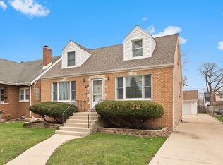 627 S Spring Rd, Elmhurst, IL 60126