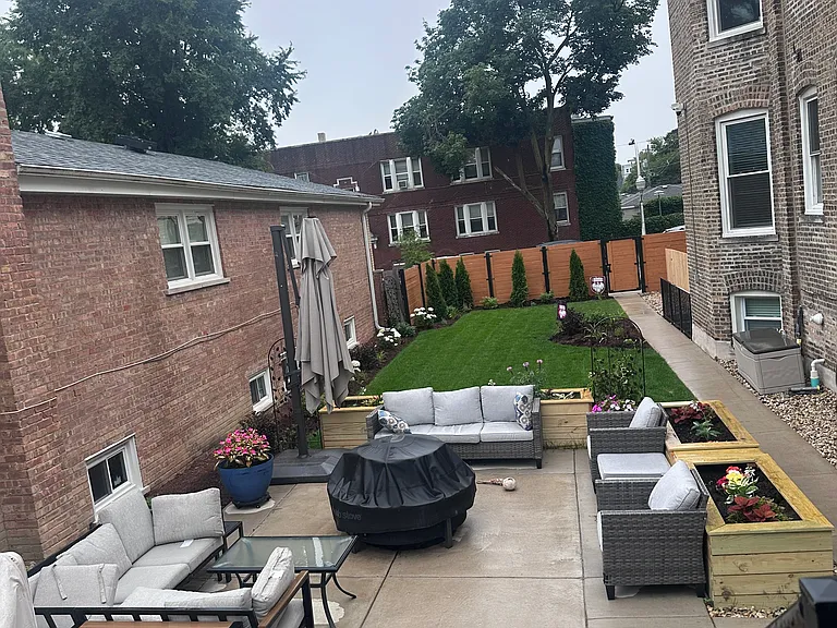 2908 W Fletcher St #1 — Photo 17