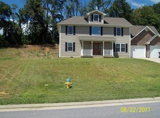 112 Harvest Rd, Bristol, VA 24201