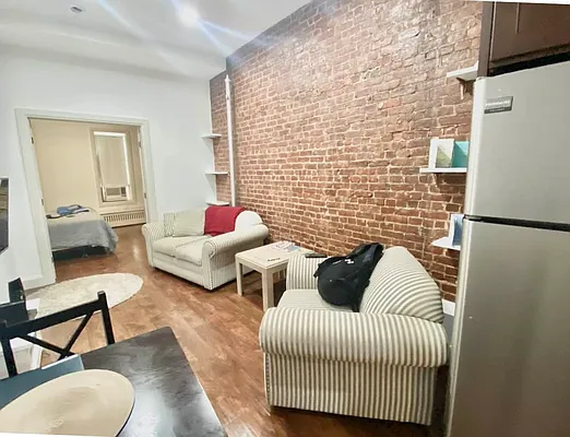 Rented by Papp Realty | media 5