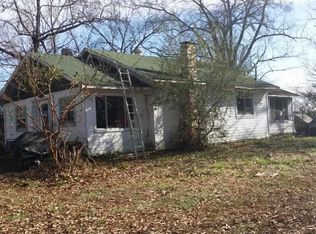 135 Willow Ln, Mena, AR 71953
