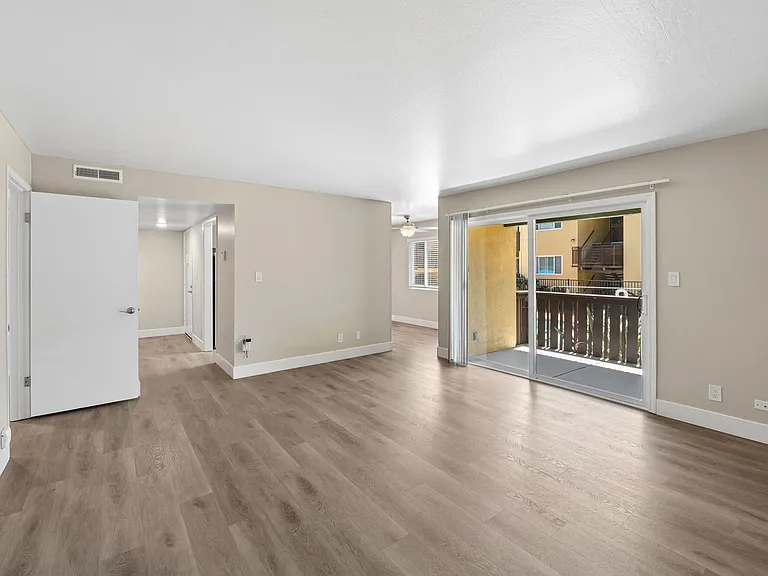 The Cedars at Creekside — Photo 10