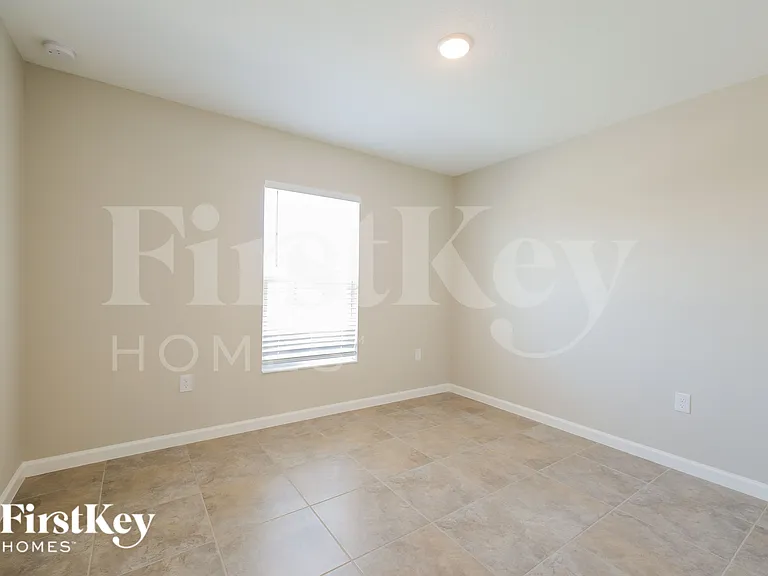 623 Lindbergh Way — Photo 14