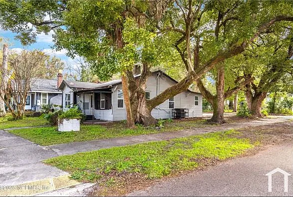 352 Golfair Blvd — Photo 15