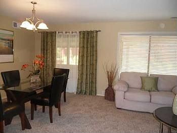 5th image of 10877 Pointed Oak Ln