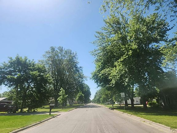 4th image of 1102 S 14th St