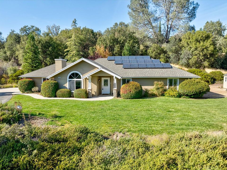 1st image of 41801 Loch Lomond Ln