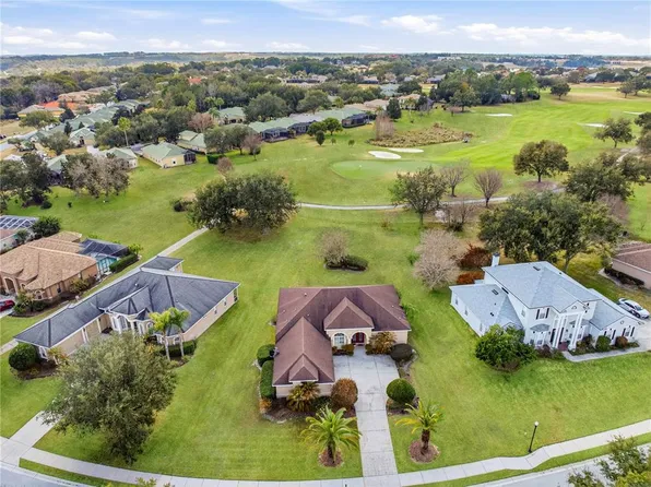 13642 Thoroughbred Dr, Dade City, FL 33525