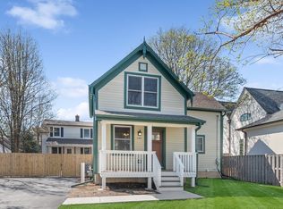 293 Scott St, Lake Forest, IL 60045