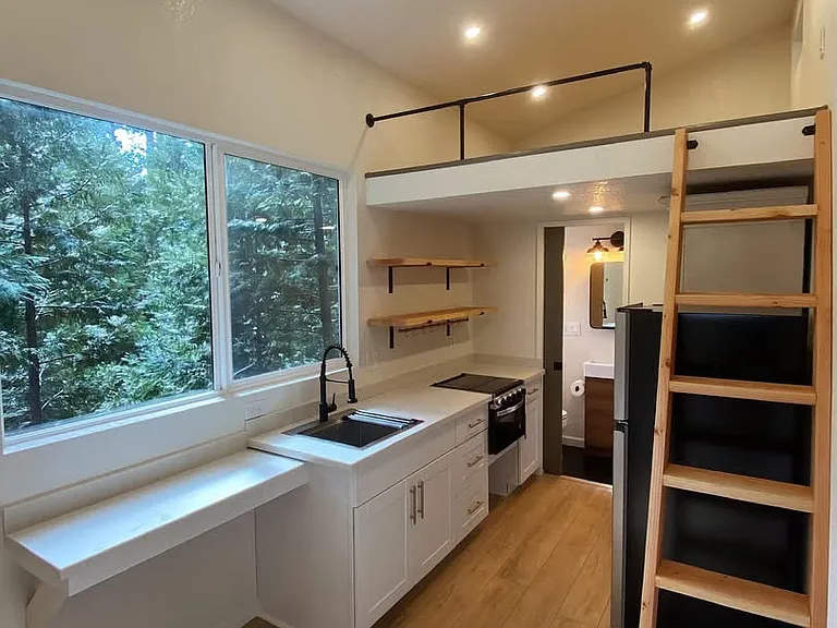 6304 Green Leaf Ln — Photo 3
