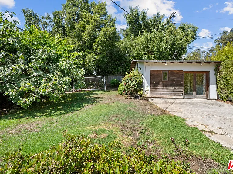 2569 Patricia Ave — Photo 46