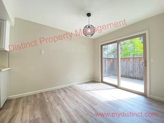 5th image of 1123 Sills Ct APT 3