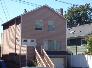 2335 10th Ave E, Seattle, WA 98102