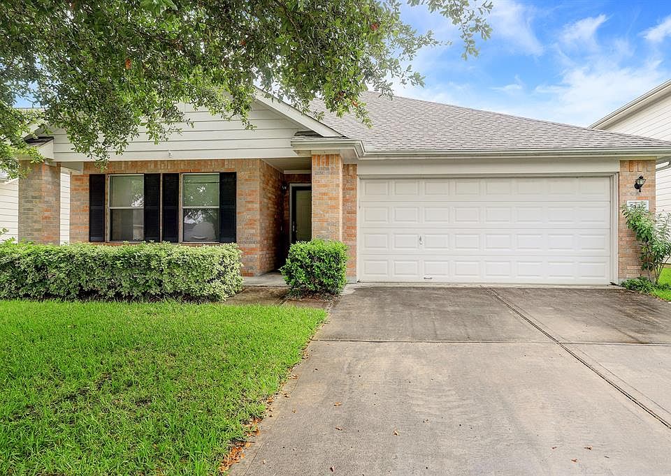 1st image of 5442 Cinnamon Lake Dr