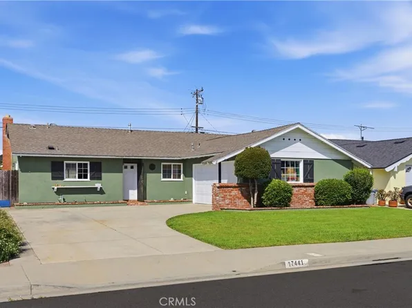 17441 Jefferson Ln, Huntington Beach, CA 92647