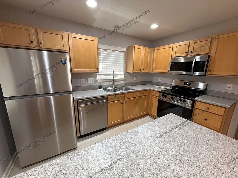 2 Sidney Marie Ct — Photo 4