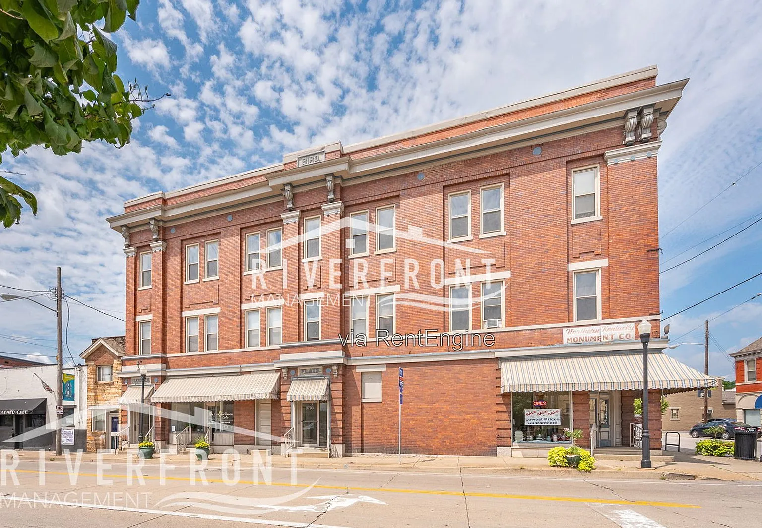 1 bed, 1.0 bath, $995 — Photo 2