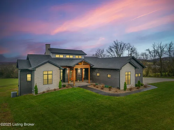 300 S Stallard Dr, Shelbyville, KY 40065