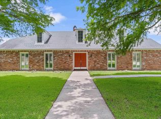 7127 Burtcliff Dr, Baton Rouge, LA 70818