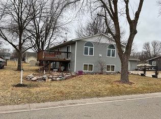 505 1st Ave S, Raymond, MN 56282