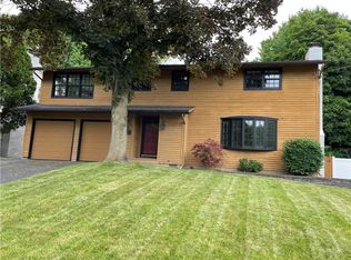 137 Hancock Dr, Syracuse, NY 13207