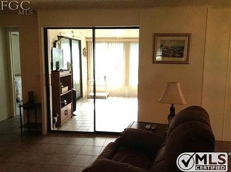 4th image of 10115 Turnberry Isle Ct